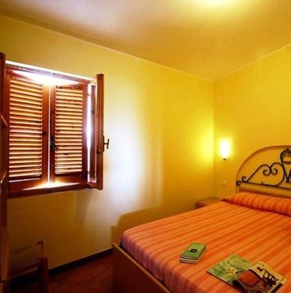 Residence Villaggio Smedile Capo Vaticano Oda fotoğraf